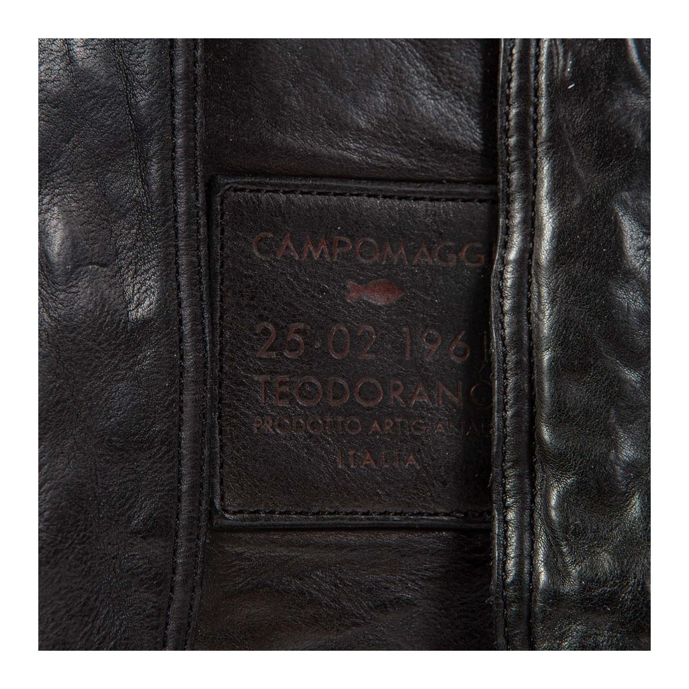 zaino FRASSINO in pelle nera brand
