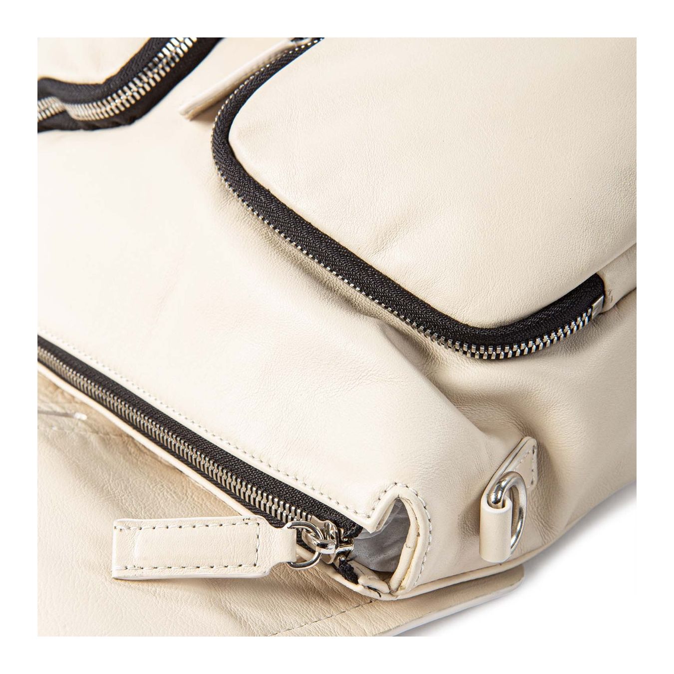 zaino patta in pelle osso zip