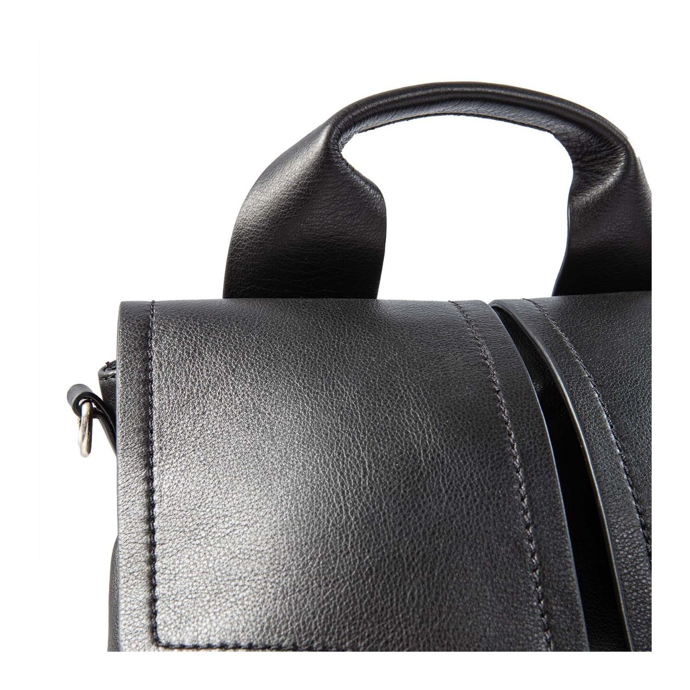 zaino patta in pelle nera davanti