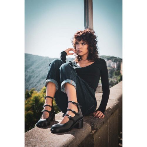 bebe con tre fibbie in pelle nera 