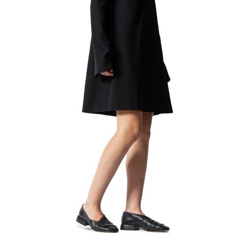 mocassino con scollo laterale in pelle nera