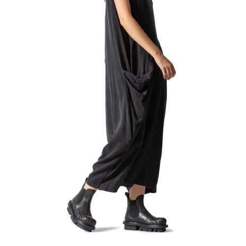 beatles SURGE in pelle nera