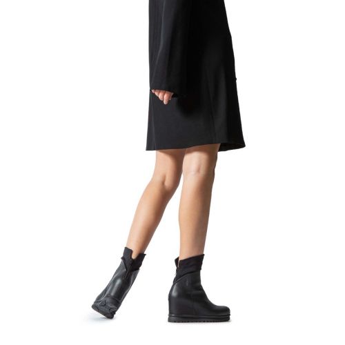 tronchetti JUN con zeppa in pelle nera 