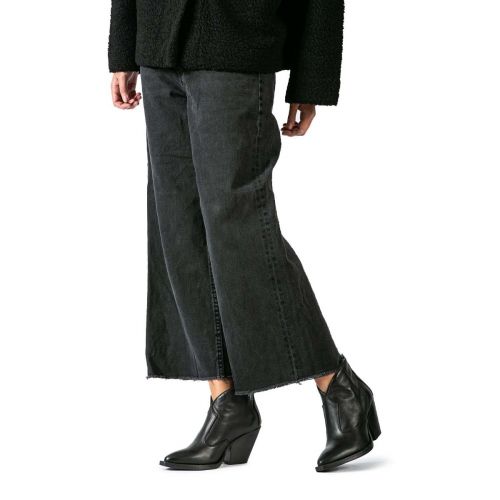 texano con scollo V in pelle nera