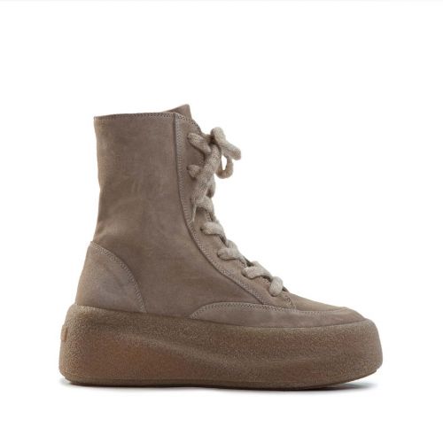 anfibi in camoscio beige safari