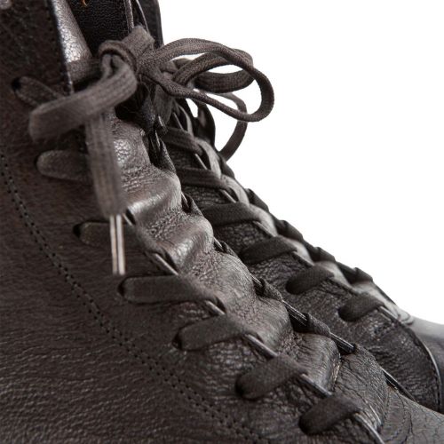 anfibi laccio nascosto in pelle marrone