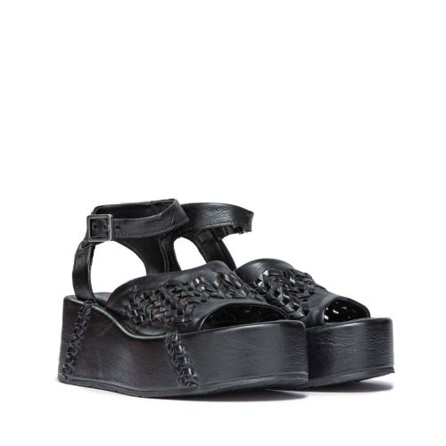 zeppe MANOLA in pelle nera