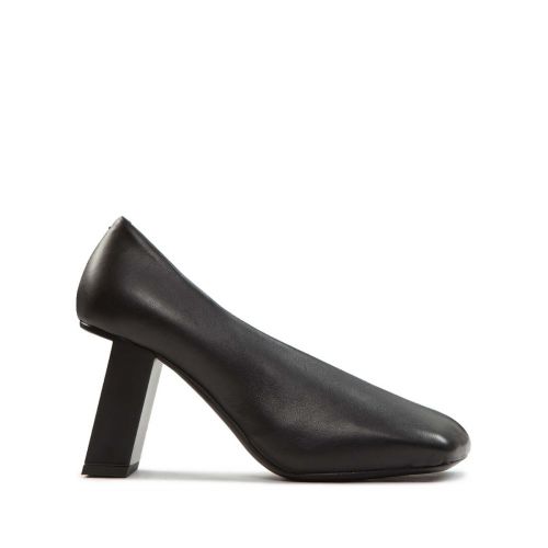 decollete con punta quadra in pelle nera 