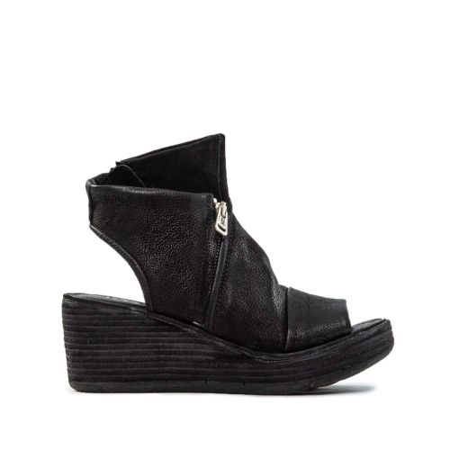 zeppe asimmetriche NOA in pelle nera