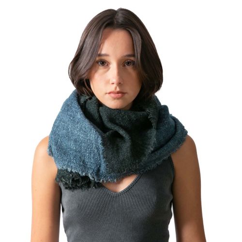 sciarpa SUSANNA in lana sfumata azzurra