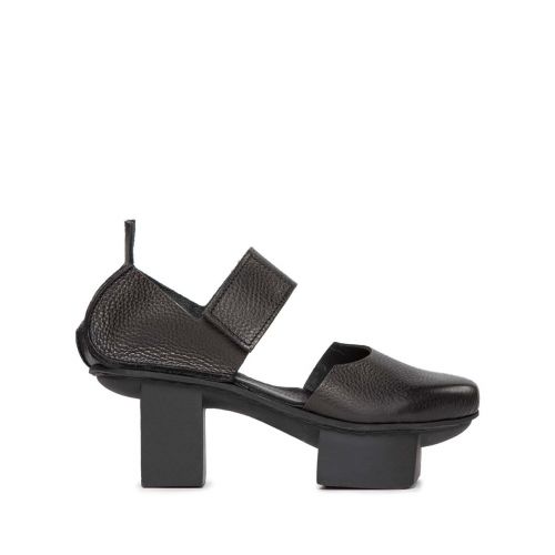 sandalo stile giapponese in pelle