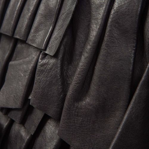 shopper piccola con rouches in pelle nera