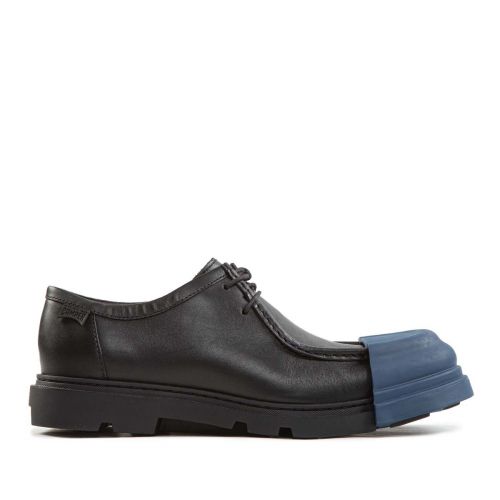 stringata JUCTION in pelle nera